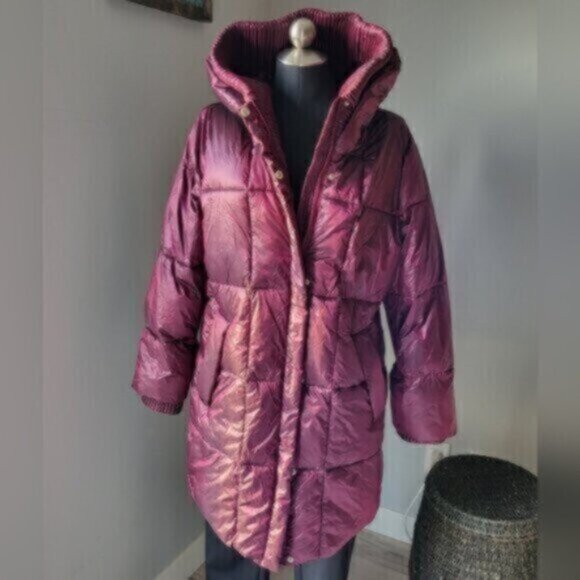 Raspberry Pearl Faux Down Puffer Coat by Badgley & Mischka Small - Picture 1 of 15
